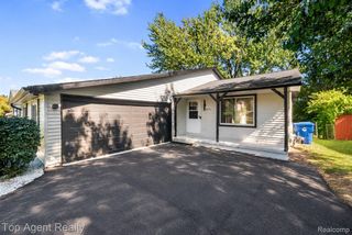 675 Woodingham Avenue, Waterford Charter Township, MI 48328