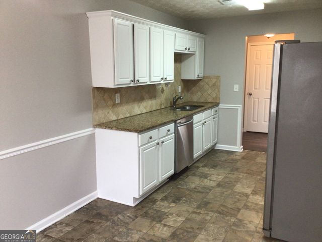 1624 Graystone Drive, Hampton, GA 30228