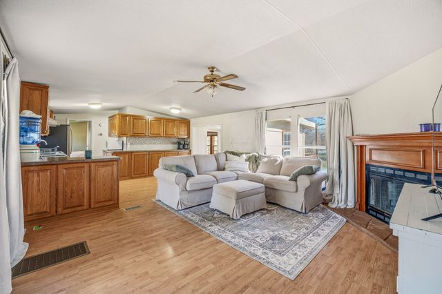 420 Kennon Circle, Palo Pinto, TX 76484