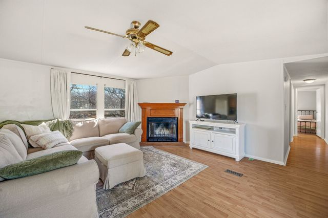 420 Kennon Circle, Palo Pinto, TX 76484