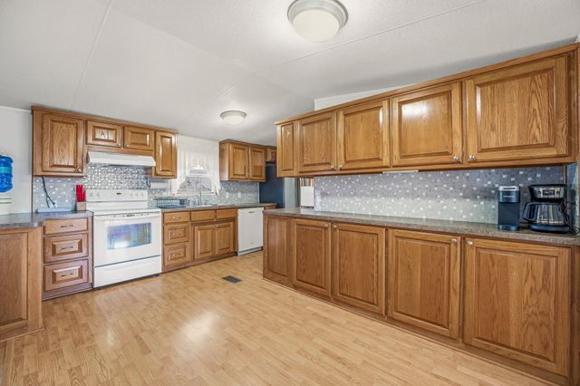 420 Kennon Circle, Palo Pinto, TX 76484