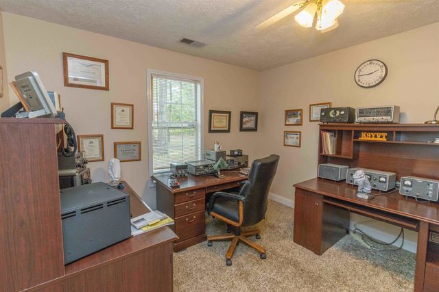 77 TIMBER CV, Selmer, TN 38375