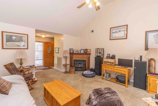 77 TIMBER CV, Selmer, TN 38375