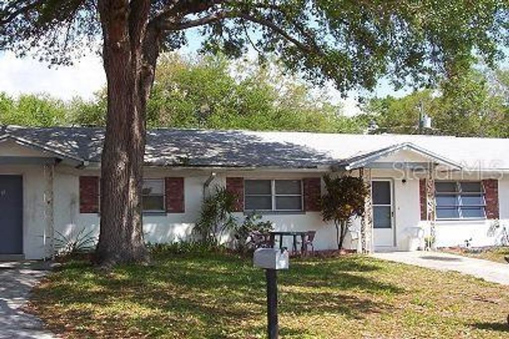 800 HIGHLAND AVENUE N 2, Largo, FL 33770