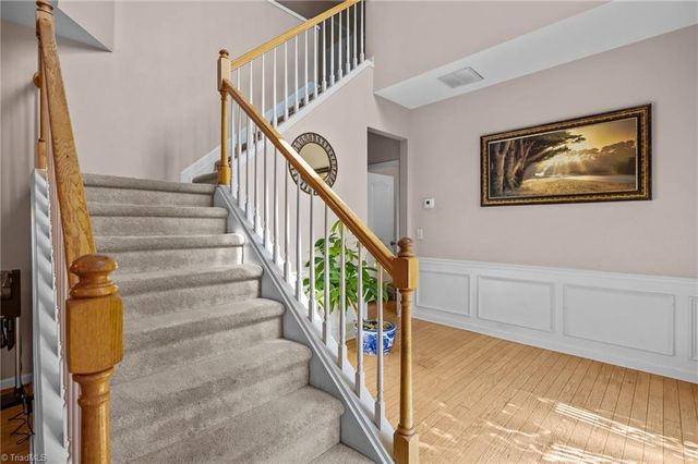 3310 Cherrybrook Drive, Jamestown, NC 27282