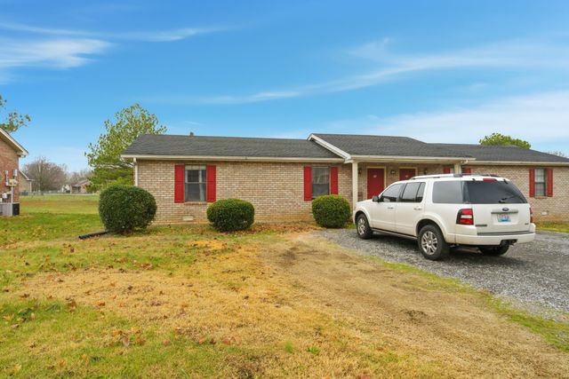 109 Gayla Ct, Portland, TN 37148