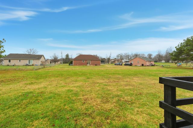 109 Gayla Ct, Portland, TN 37148