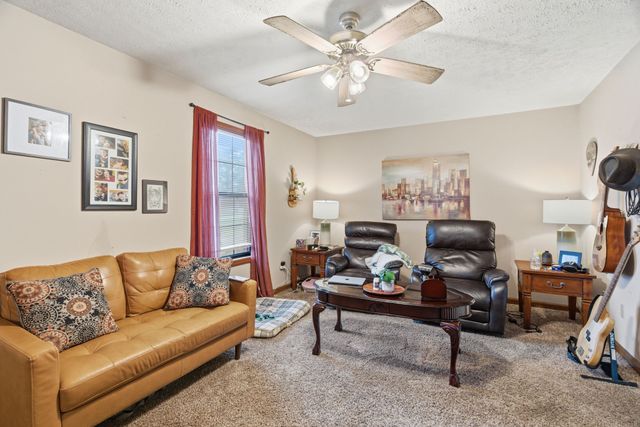 109 Gayla Ct, Portland, TN 37148