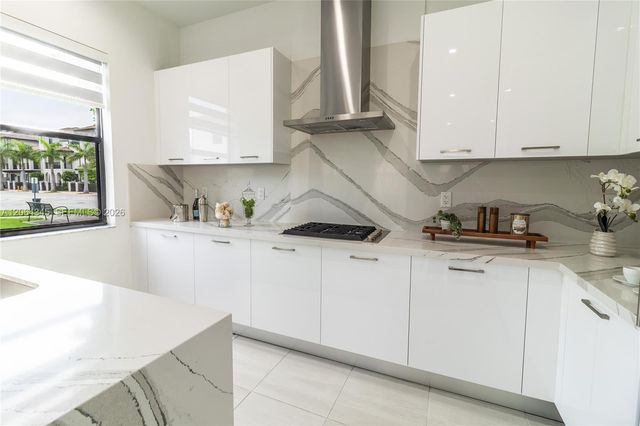 4311 NW 82nd Avenue, Doral, FL 33166