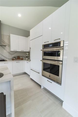 4311 NW 82nd Avenue, Doral, FL 33166