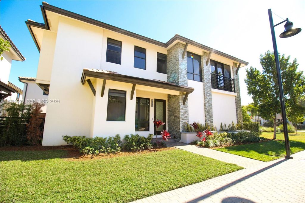 4311 NW 82nd Avenue, Doral, FL 33166