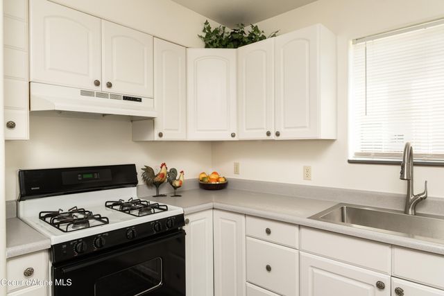 1611 Cedar ST, Sandpoint, ID 83864