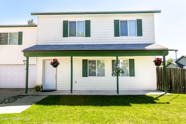 1611 Cedar ST, Sandpoint, ID 83864