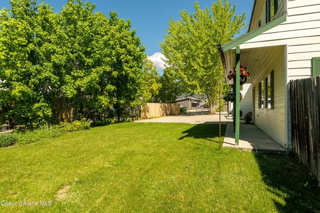 1611 Cedar ST, Sandpoint, ID 83864