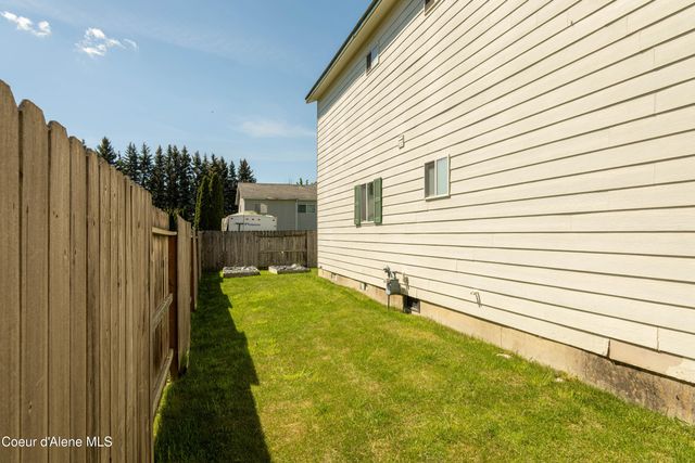 1611 Cedar ST, Sandpoint, ID 83864