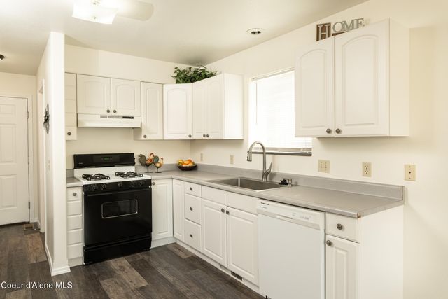 1611 Cedar ST, Sandpoint, ID 83864