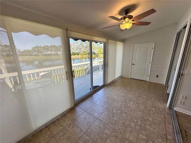 864 WATERSIDE LANE, Bradenton, FL 34209