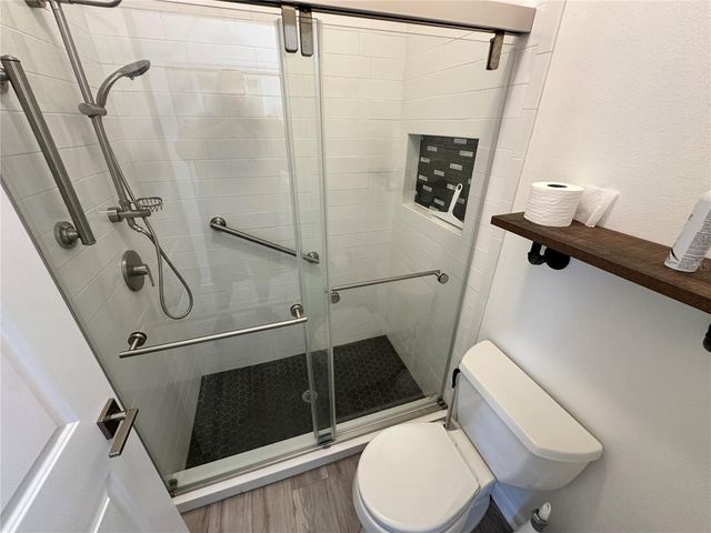 864 WATERSIDE LANE, Bradenton, FL 34209