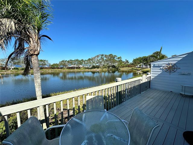 864 WATERSIDE LANE, Bradenton, FL 34209