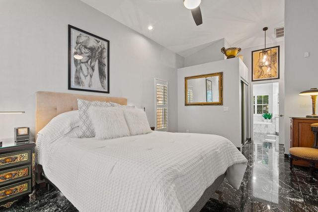 441 VILLAGE DRIVE, Tarpon Springs, FL 34689