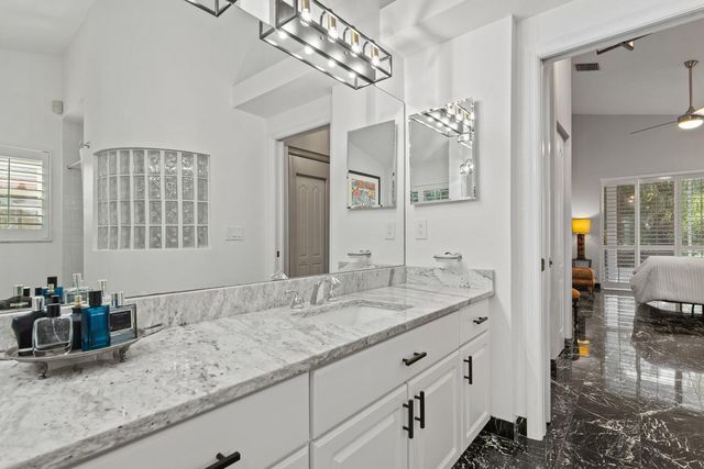 441 VILLAGE DRIVE, Tarpon Springs, FL 34689