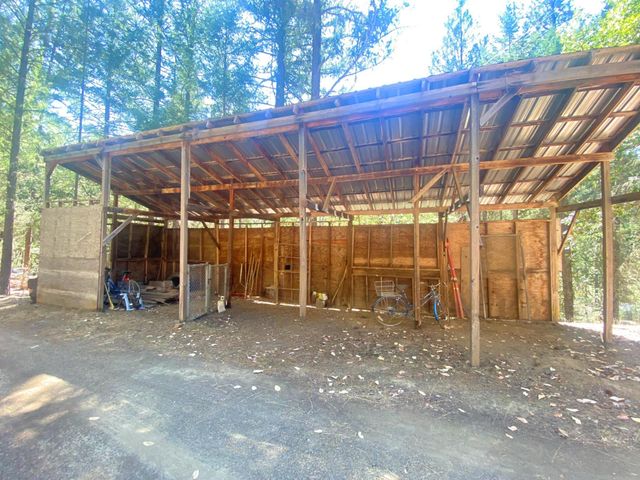 939 Beaver Creek Road, Jacksonville, OR 97530