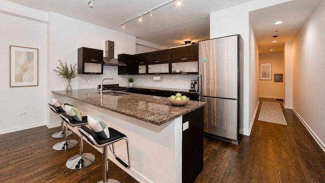 6 N Michigan Avenue 904, Chicago, IL 60602