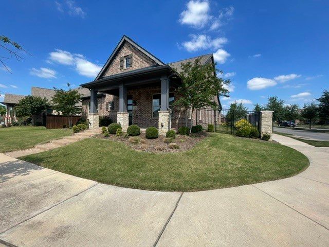 4801 Park View Place, Arlington, TX 76005