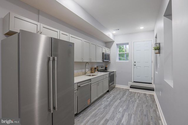 1520 E BALTIMORE ST, Baltimore, MD 21231