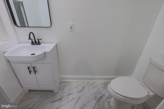 1520 E BALTIMORE ST, Baltimore, MD 21231