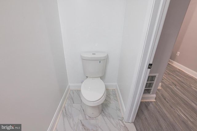 1520 E BALTIMORE ST, Baltimore, MD 21231