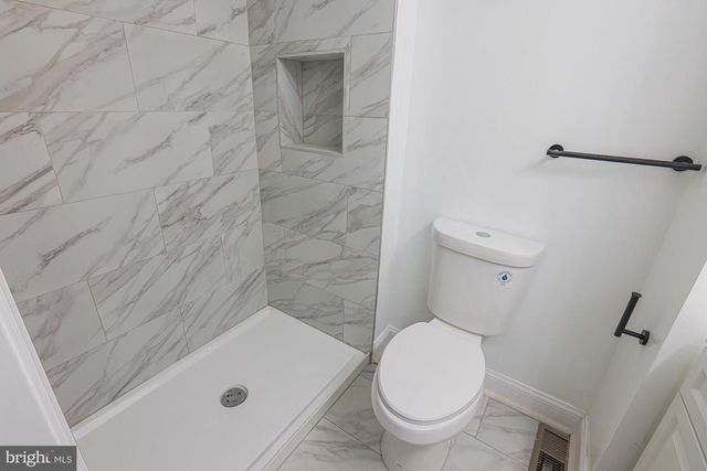 1520 E BALTIMORE ST, Baltimore, MD 21231