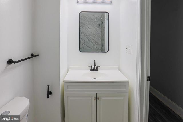 1520 E BALTIMORE ST, Baltimore, MD 21231