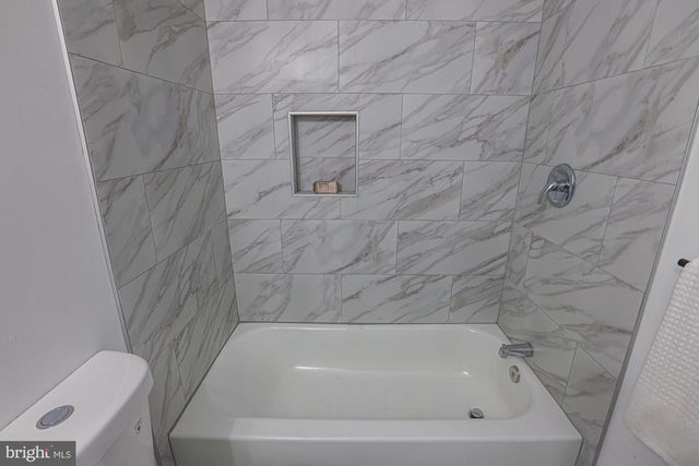 1520 E BALTIMORE ST, Baltimore, MD 21231