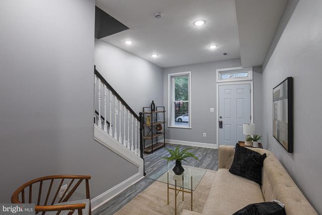 1520 E BALTIMORE ST, Baltimore, MD 21231