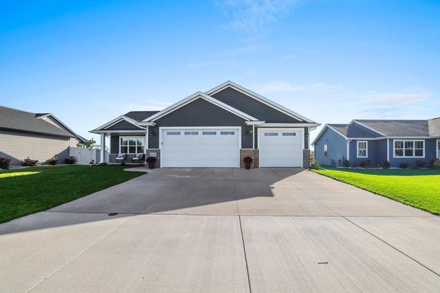 1013 GRASSY MEADOW LANE, Menasha, WI 54952