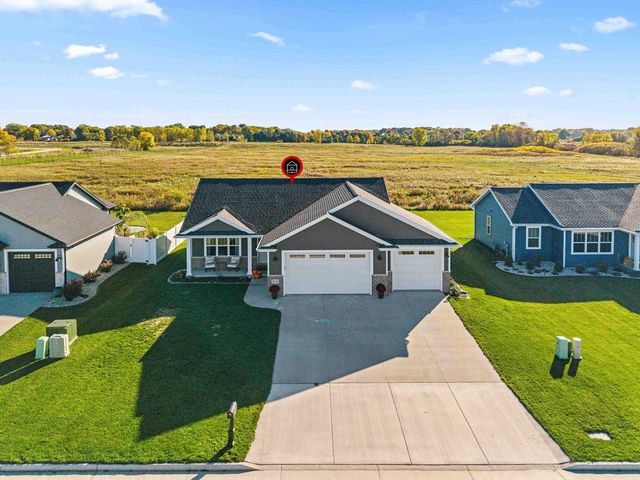 1013 GRASSY MEADOW LANE, Menasha, WI 54952