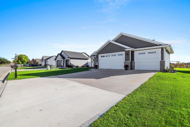 1013 GRASSY MEADOW LANE, Menasha, WI 54952