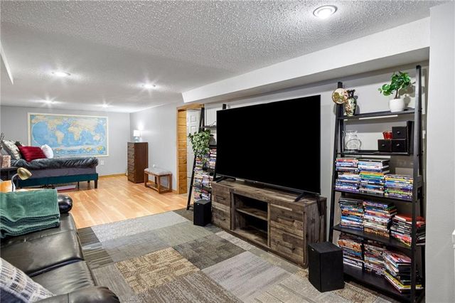 2911 6th Street, Eau Claire, WI 54703