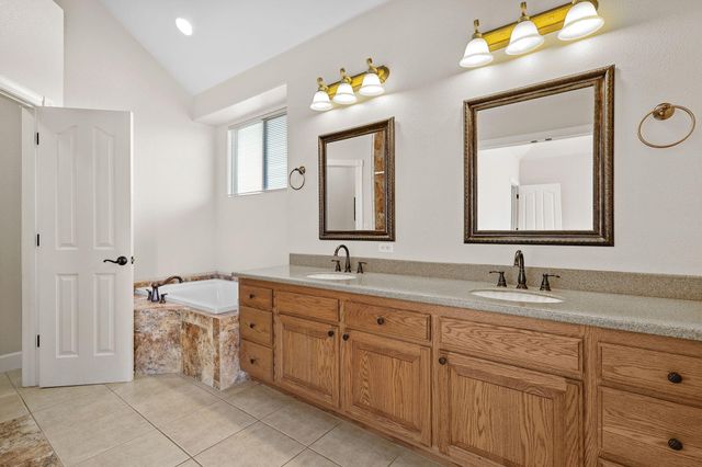 22553 S Marina Way, Cottonwood, CA 96022