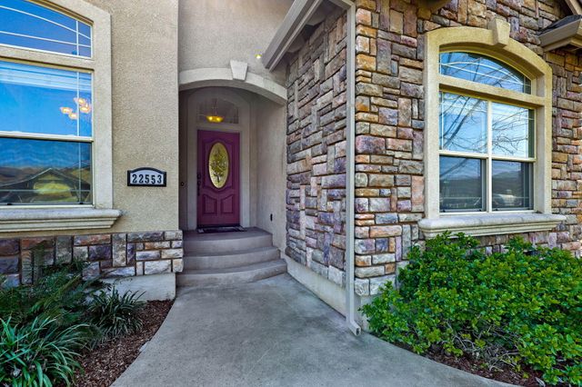 22553 S Marina Way, Cottonwood, CA 96022