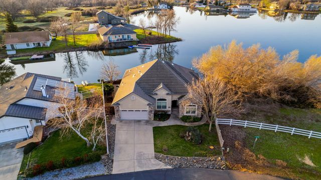 22553 S Marina Way, Cottonwood, CA 96022