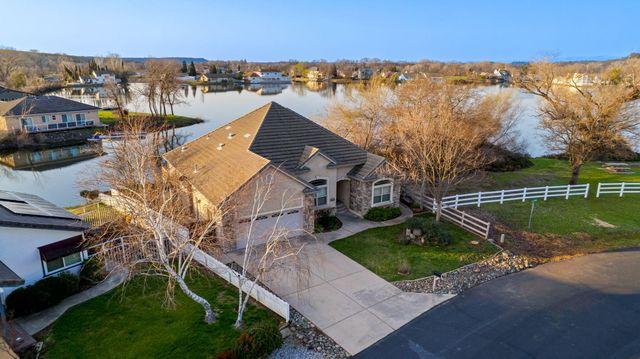 22553 S Marina Way, Cottonwood, CA 96022