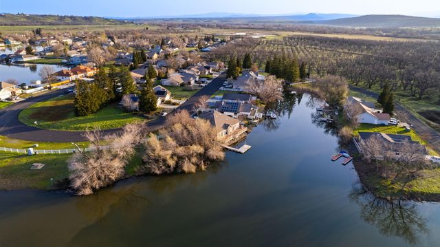 22553 S Marina Way, Cottonwood, CA 96022