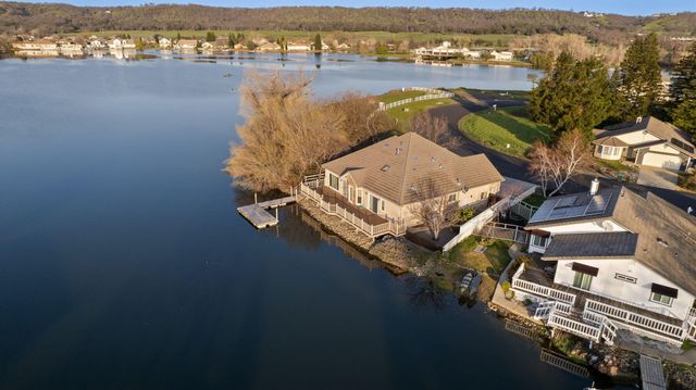 22553 S Marina Way, Cottonwood, CA 96022