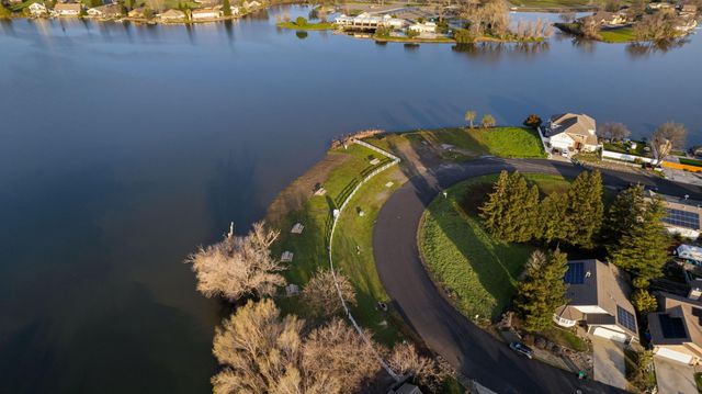 22553 S Marina Way, Cottonwood, CA 96022