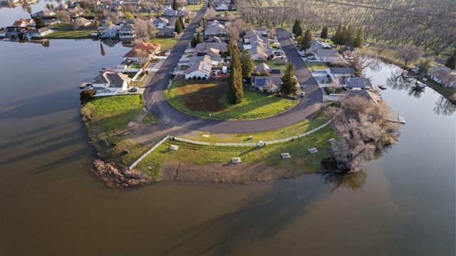 22553 S Marina Way, Cottonwood, CA 96022