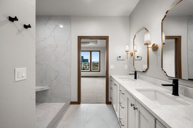 1541 RED HAWK LANDING TRAIL, De Pere, WI 54115