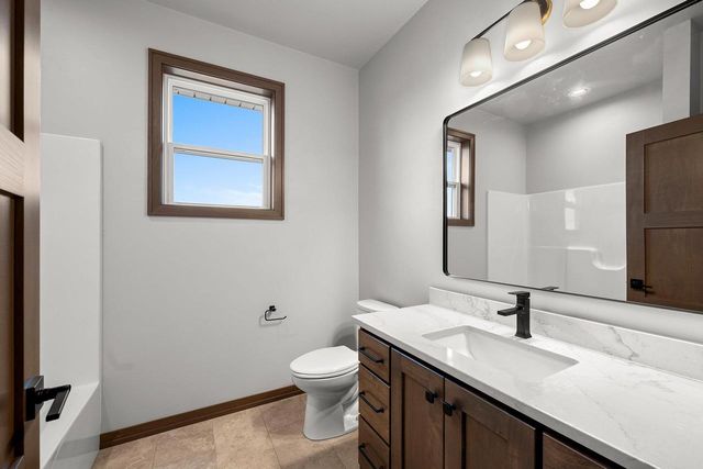 1541 RED HAWK LANDING TRAIL, De Pere, WI 54115