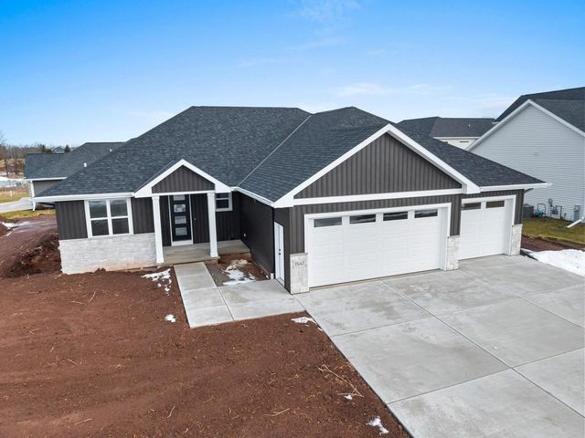 1541 RED HAWK LANDING TRAIL, De Pere, WI 54115